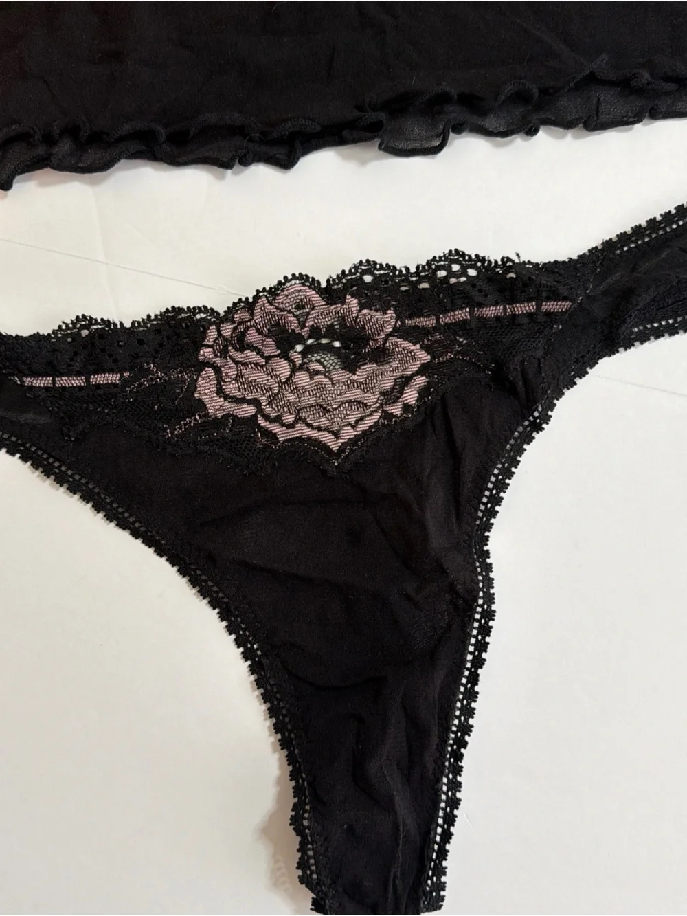 On Gossamer delicate black